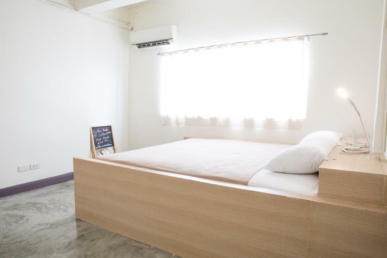 Trica Hostel Bangkok Eksteriør billede